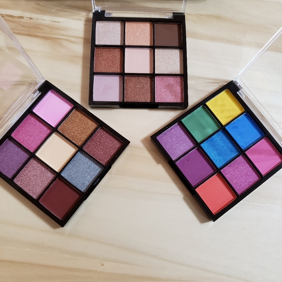 She Makeup 9 Color Eyeshadow Palette Mini Portable Sizes 3 Styles to Choose From - Picture 4 of 10